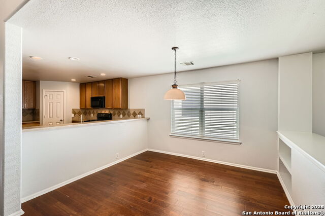 Image 8 of 28 For 9426 Hanover