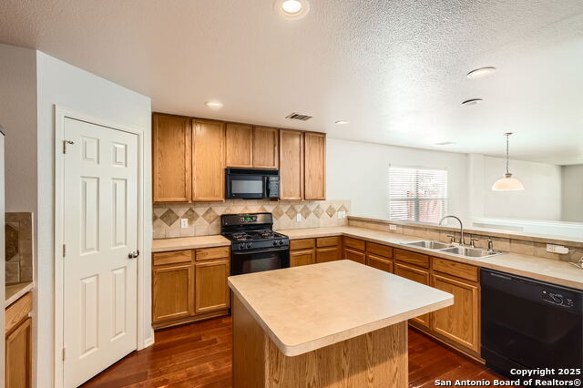 Image 9 of 28 For 9426 Hanover
