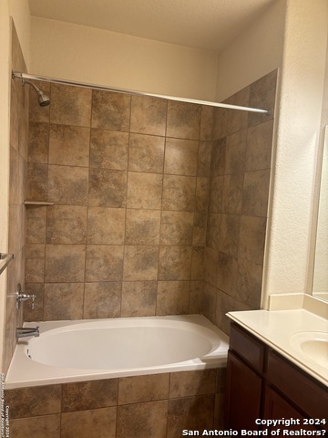 Image 11 of 18 For 8519 Pecan Cross