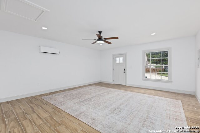 Image 22 of 40 For 235 Furr Dr  