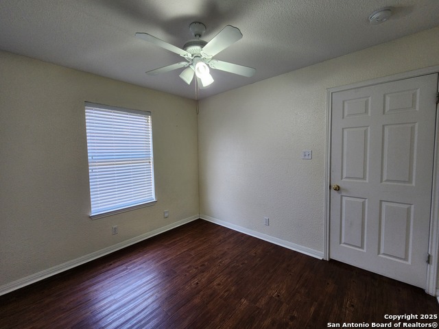 Image 14 of 17 For 249 Glenbrook Dr