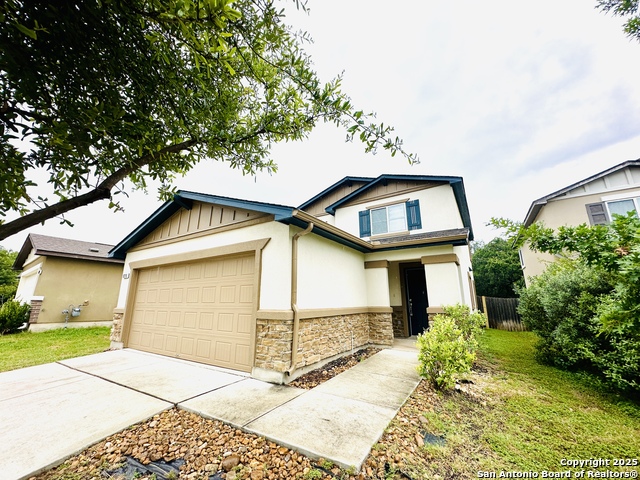 Listing photo id 1 for 10218 Relic Oaks