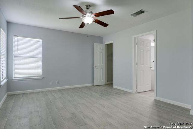 Image 13 of 26 For 5783 Larkdale