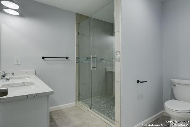 Image 15 of 26 For 5783 Larkdale
