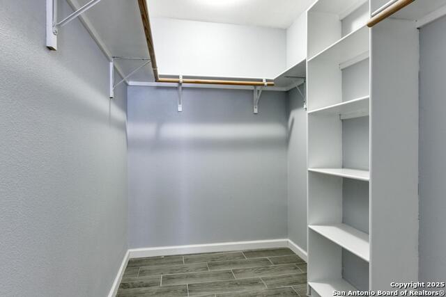 Image 18 of 26 For 5783 Larkdale