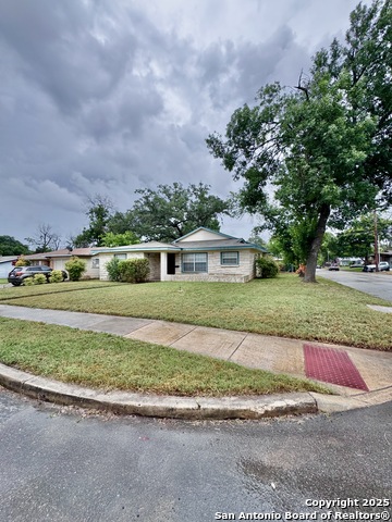 Details for 370 Savannah Dr, San Antonio, TX 78213