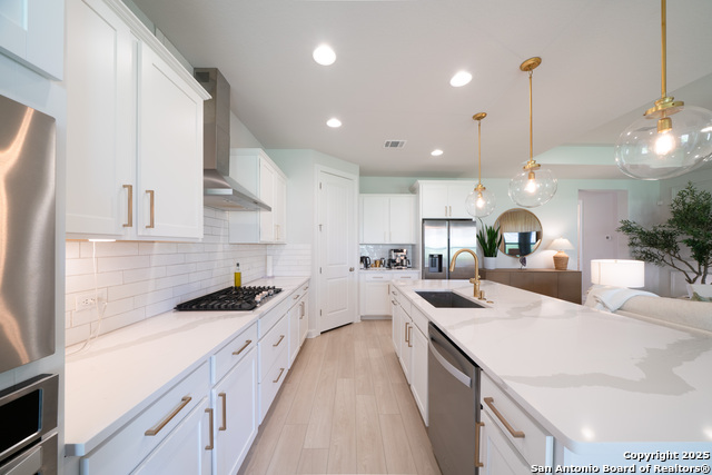 Image 11 of 27 For 7827 Cypress