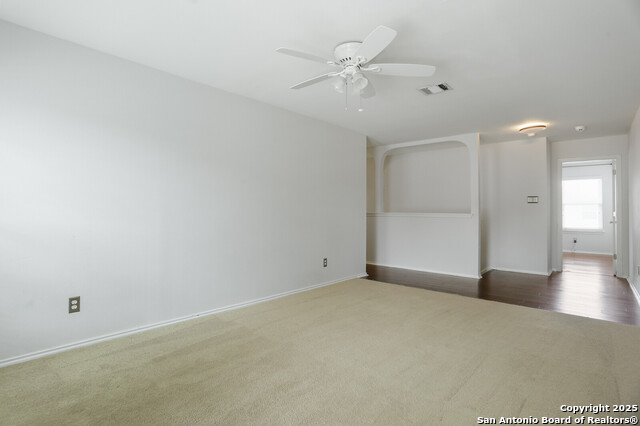 Image 5 of 26 For 9118 Meadow Springs
