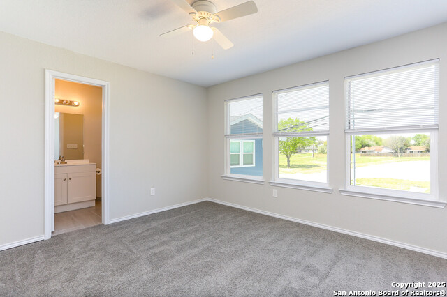 Image 11 of 17 For 6922 Crestway Rd