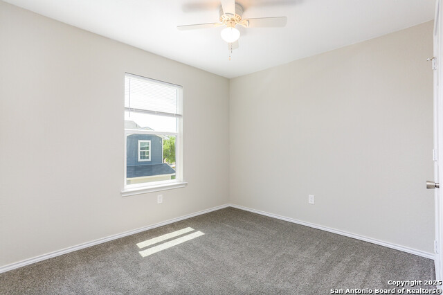 Image 13 of 17 For 6922 Crestway Rd