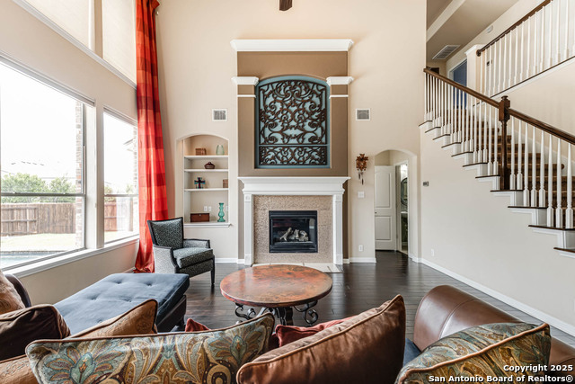 Listing photo id 10 for 18739 Castellani