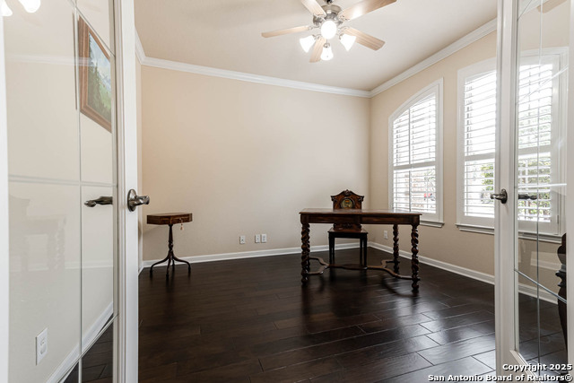 Listing photo id 7 for 18739 Castellani