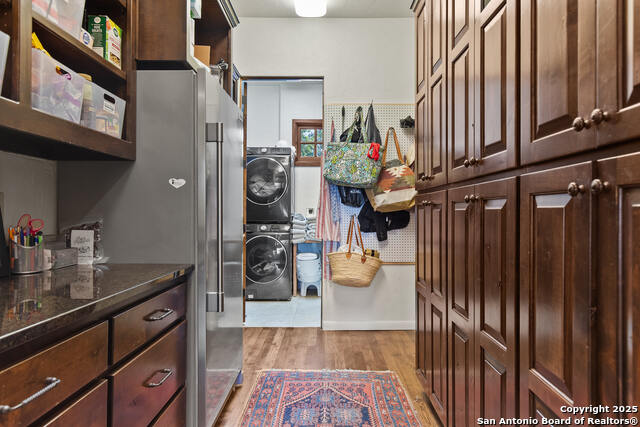 Listing photo id 24 for 311 Elizabeth