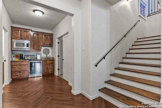 Listing photo id 25 for 311 Elizabeth