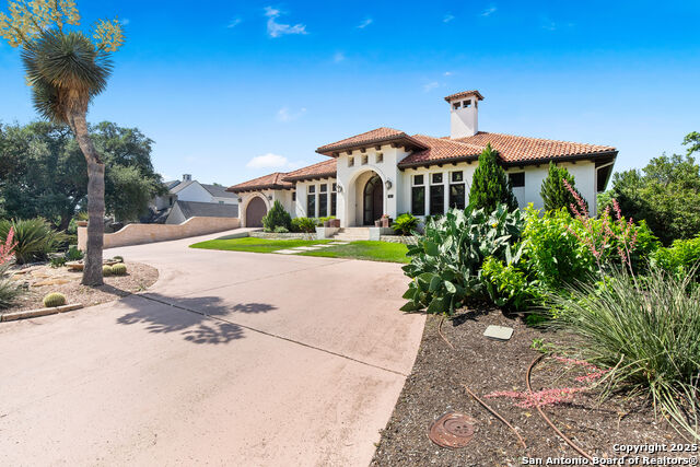 Listing photo id 1 for 311 Elizabeth