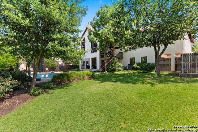 Listing photo id 33 for 311 Elizabeth