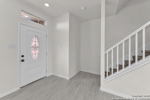 Image 12 of 36 For 11319 Enclave