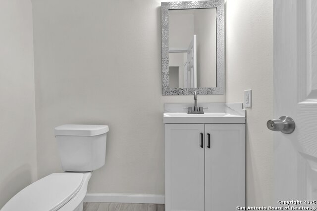 Image 31 of 36 For 11319 Enclave