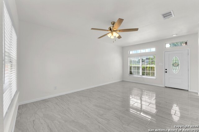 Image 7 of 36 For 11319 Enclave