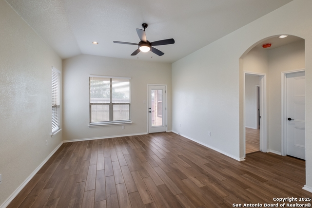 Image 10 of 26 For 6318 Katy Star