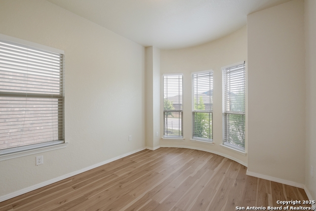 Image 18 of 26 For 6318 Katy Star