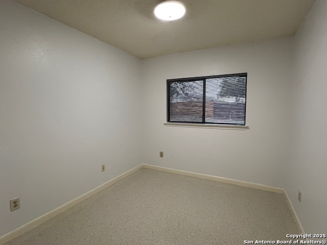 Image 14 of 25 For 2319 Dalhart Pass
