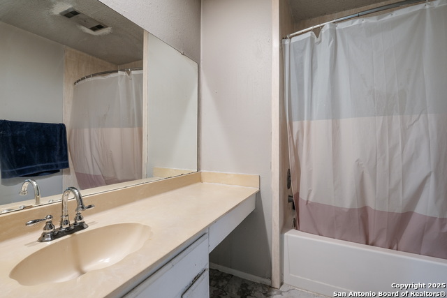 Image 21 of 29 For 9634 Adams Hill Dr.