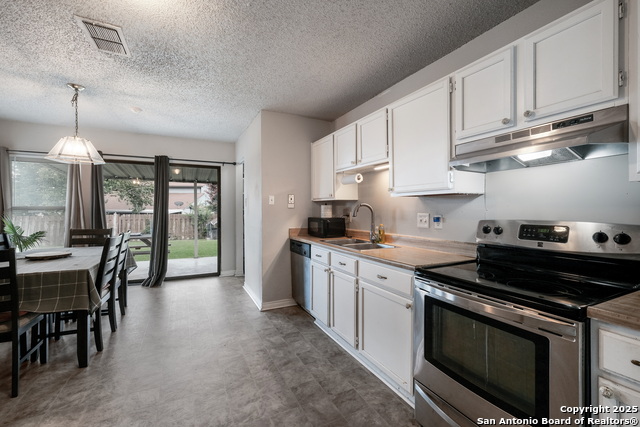 Image 9 of 29 For 9634 Adams Hill Dr.