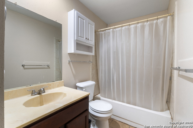 Listing photo id 2 for 7106 Gulf Shore