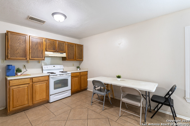 Listing photo id 4 for 7106 Gulf Shore