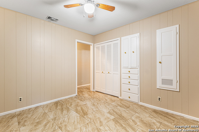 Listing photo id 16 for 6674 Pembroke Rd