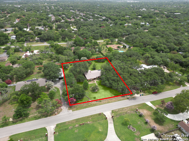 Listing photo id 4 for 6674 Pembroke Rd