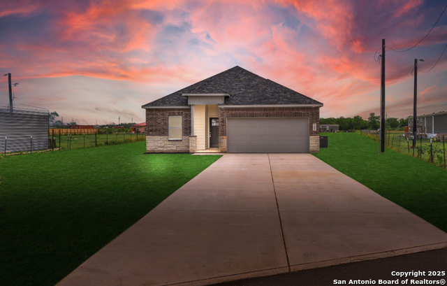 Details for 285 Medina Verde Dr, Natalia, TX 78059
