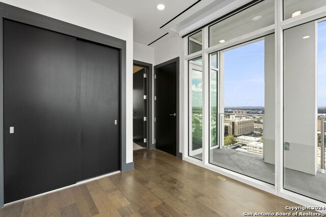 Image 19 of 36 For 123 Lexington Ave  1501