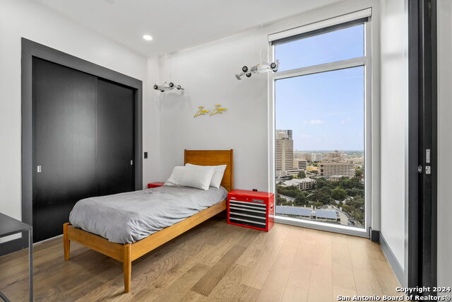 Image 21 of 36 For 123 Lexington Ave  1501