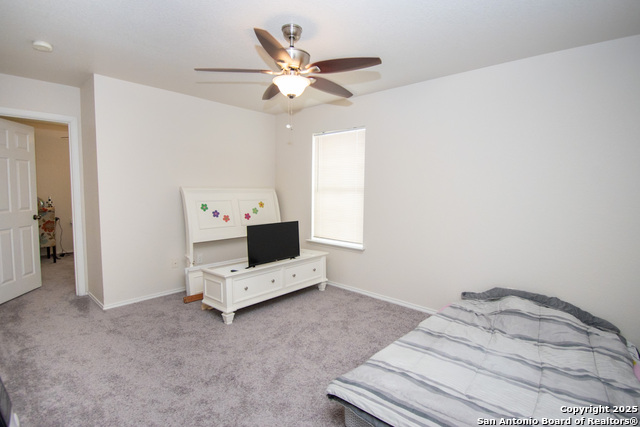Listing photo id 11 for 9668 Shorebird