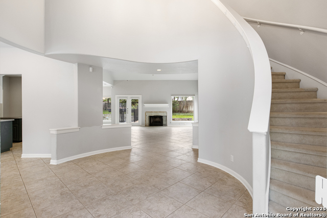Image 11 of 43 For 15903 Lofty Heights