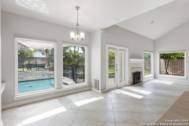 Image 17 of 43 For 15903 Lofty Heights