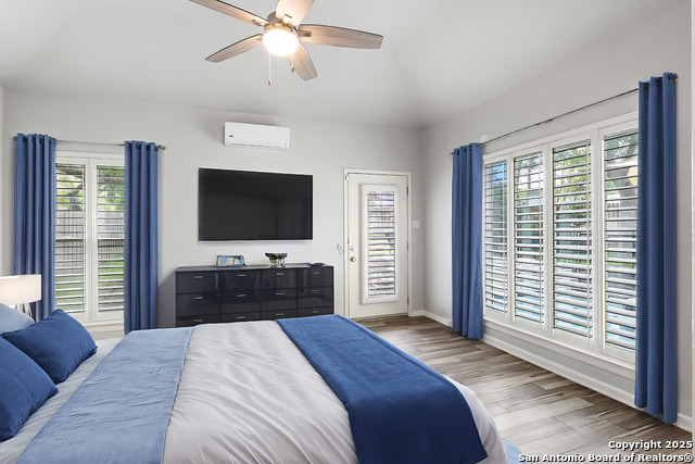 Image 3 of 43 For 15903 Lofty Heights