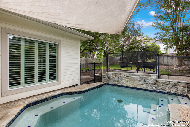 Image 32 of 43 For 15903 Lofty Heights