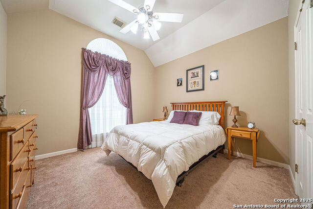 Listing photo id 12 for 26304 Tiffnilee