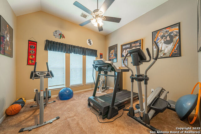 Listing photo id 13 for 26304 Tiffnilee