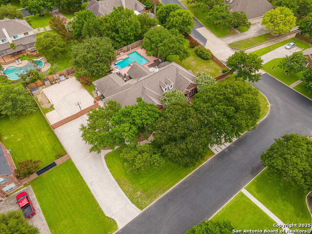 Listing photo id 21 for 26304 Tiffnilee