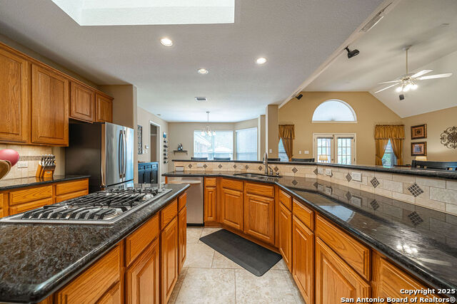 Listing photo id 2 for 26304 Tiffnilee