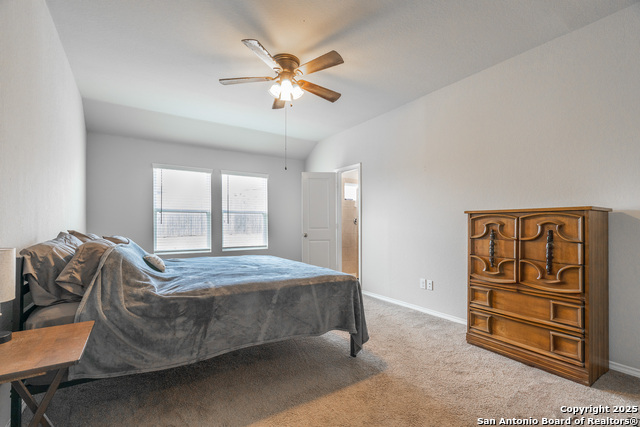 Listing photo id 15 for 2931 Daisy Meadow