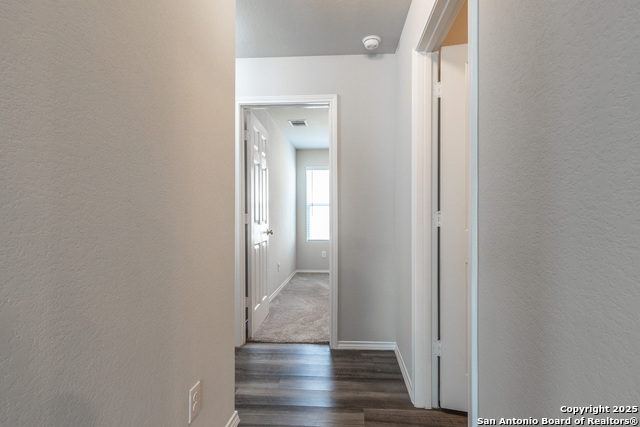 Listing photo id 22 for 2931 Daisy Meadow