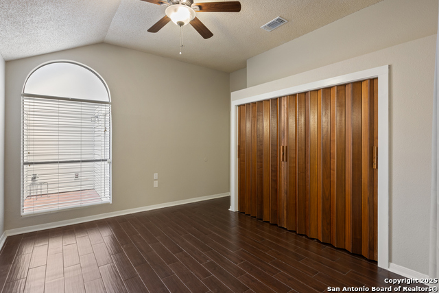 Image 21 of 34 For 4242 Shady Tree Ln