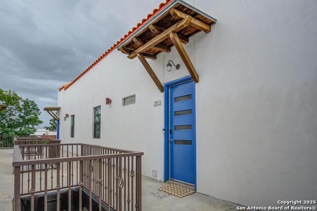 Image 5 of 30 For #203 1542 N. Alamo St