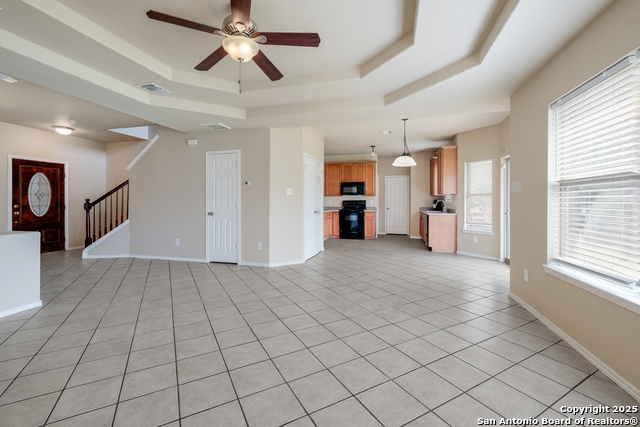 Image 9 of 29 For 6714 Raintree Pl