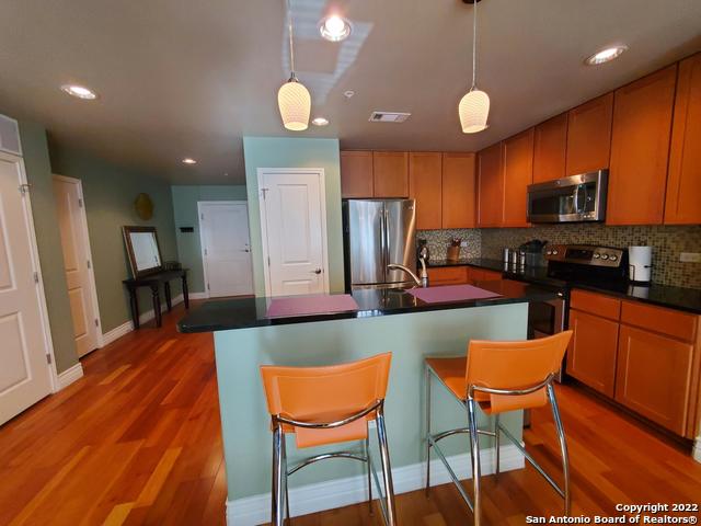 Image 8 of 29 For 215 Center St.  505